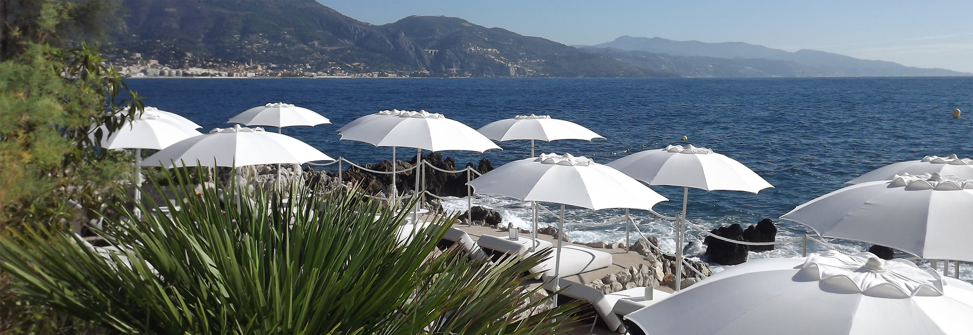 la-cigale-vista-beach-l-environnement-menton